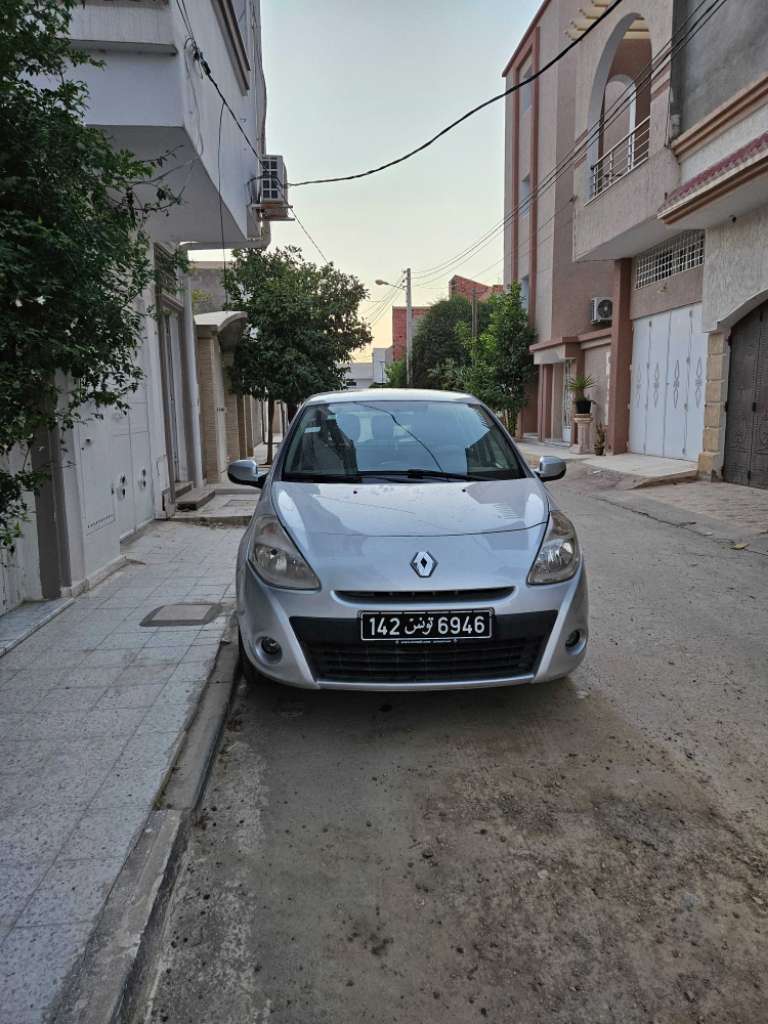 Clio 3 moteur 5 chevaux 1.2 essence ⛽️
