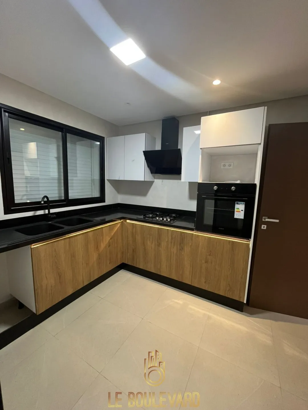 A vendre Appartement S+3 à AFH Mrezga , Cité El Wafa