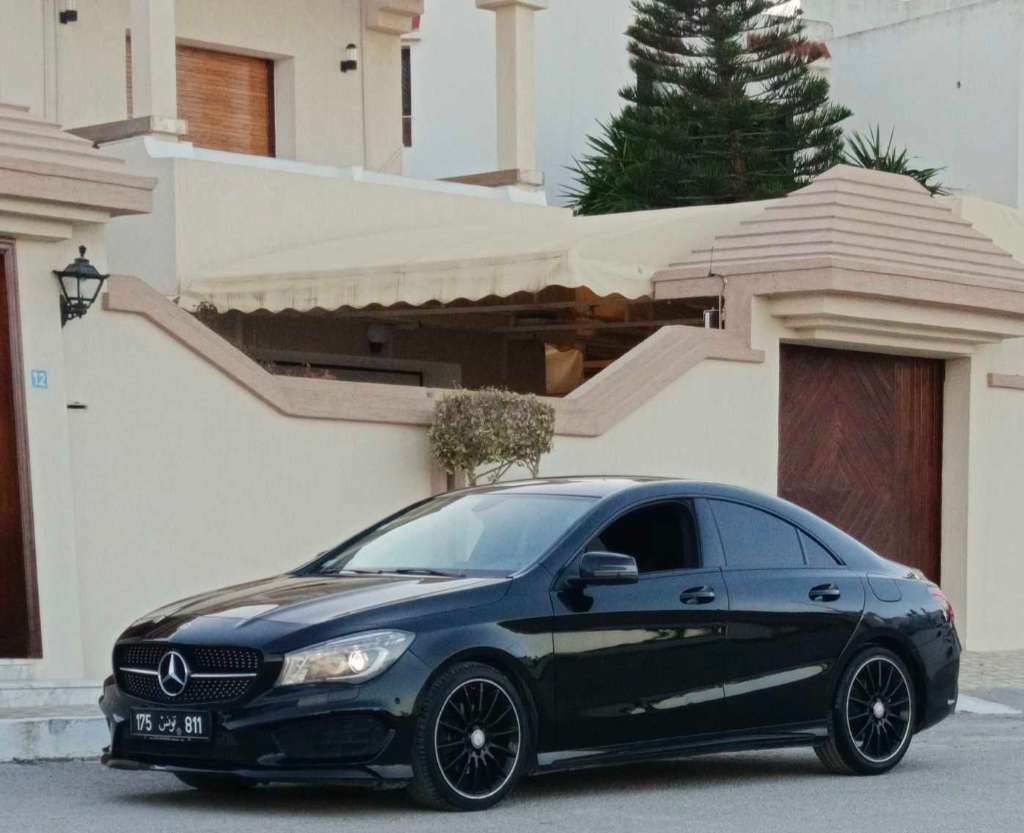 đ Mercedes CLA 200