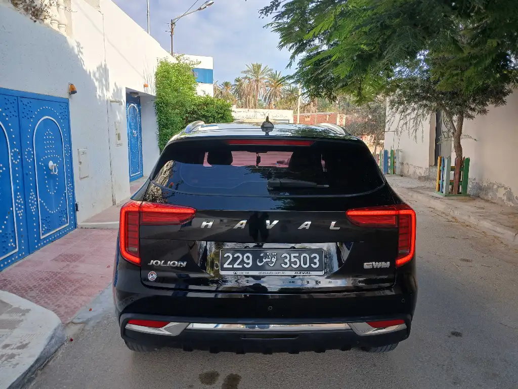 HAVAL JOULION 1er main ESSENCE Tel 98 313 594