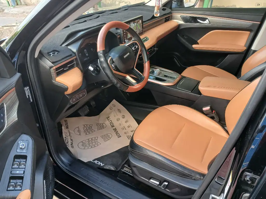 HAVAL JOULION 1er main ESSENCE Tel 98 313 594