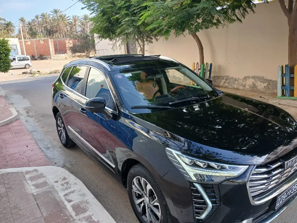 HAVAL JOULION 1er main ESSENCE Tel 98 313 594