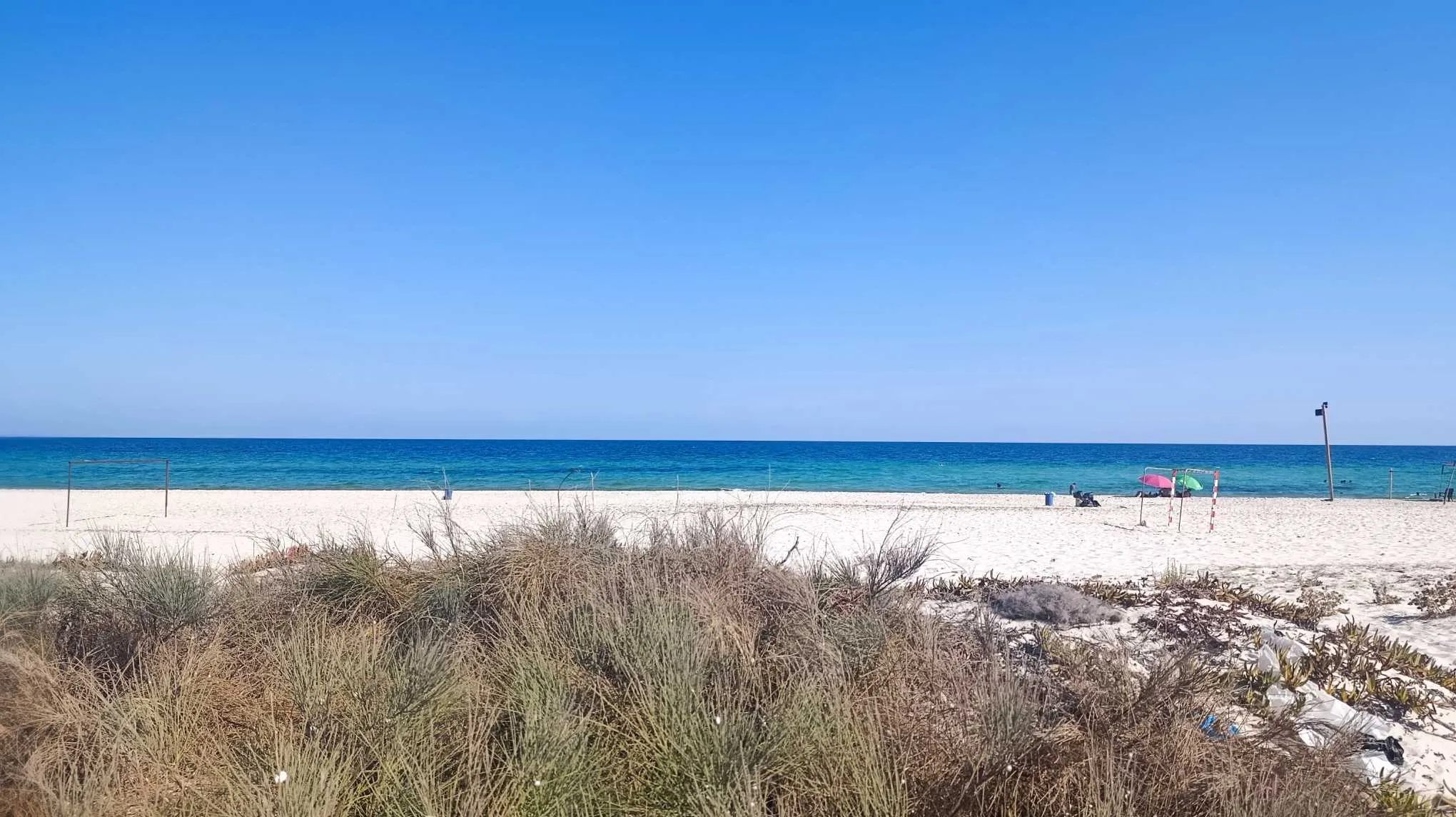 Une maison Pieds dans l'eau - Plage sablonneuse