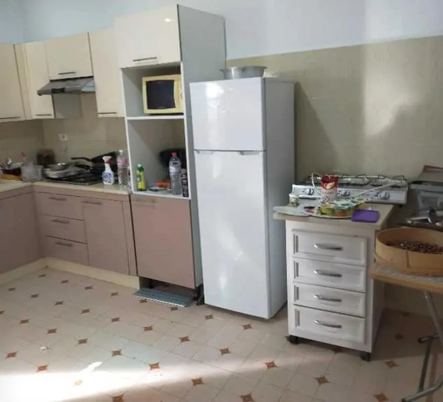 Location S3 vide à Jardin D'el Menzah 2