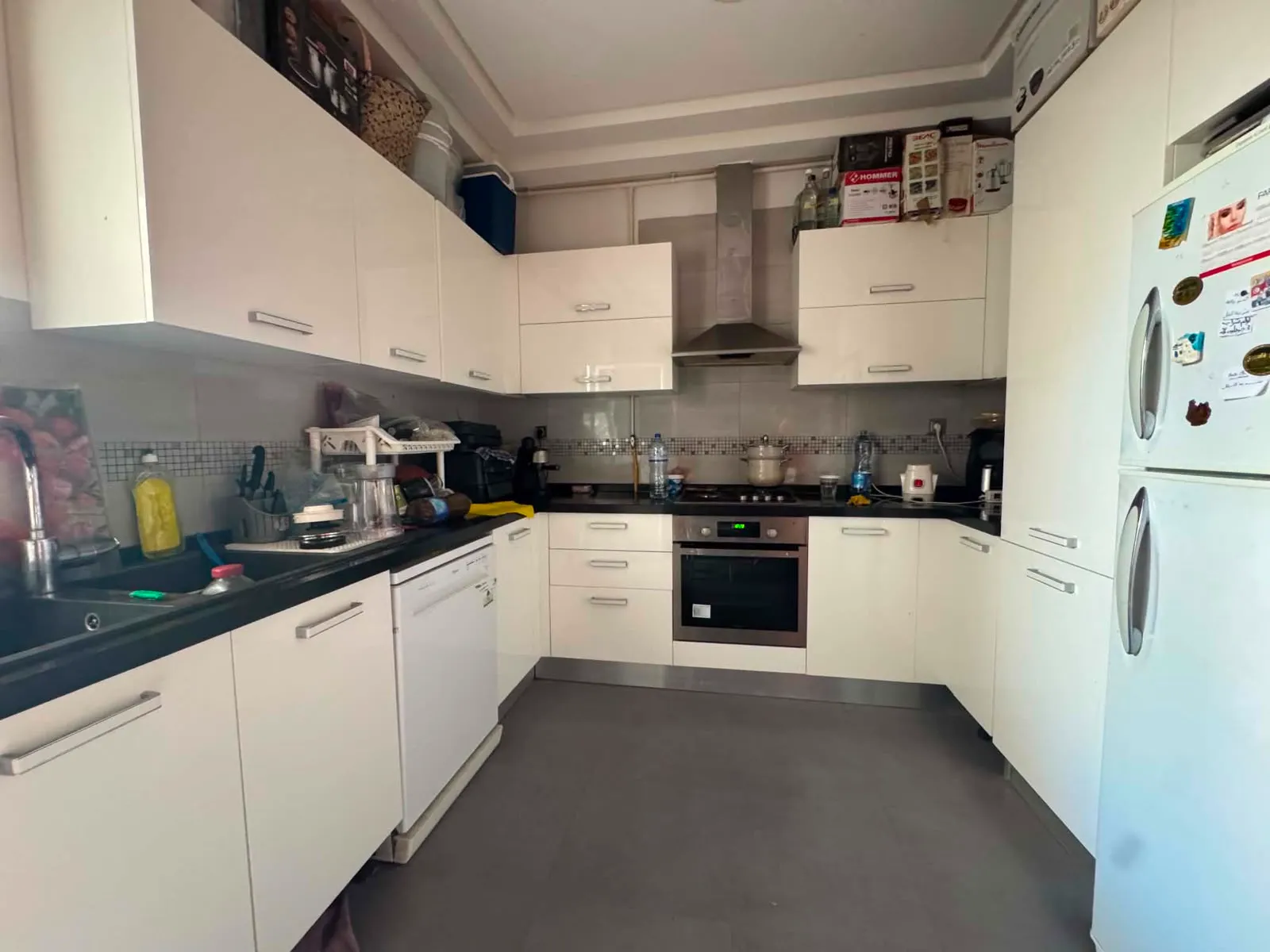 A Vendre Appartement S+2 à Jardin d'el Menzah 2