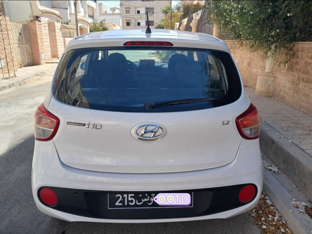 HYUNDAI GRANDE i10 BVA BOÎTE AUTO ESSENCE Tel 24 313 594 