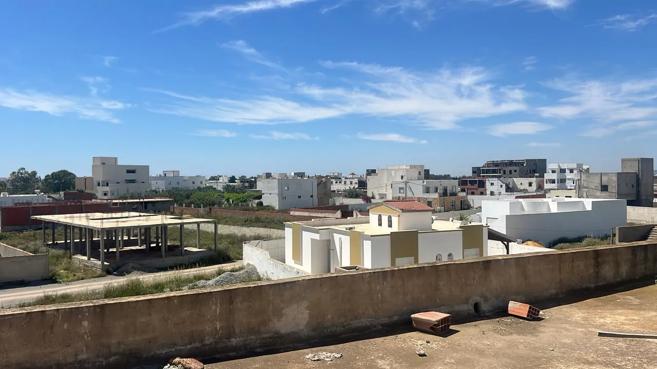 📌Villa à vendre prés de Yasmine Hammamet 🕍🌊🎉s+5😮 emplacement luxe et calme🥰🥰🍀