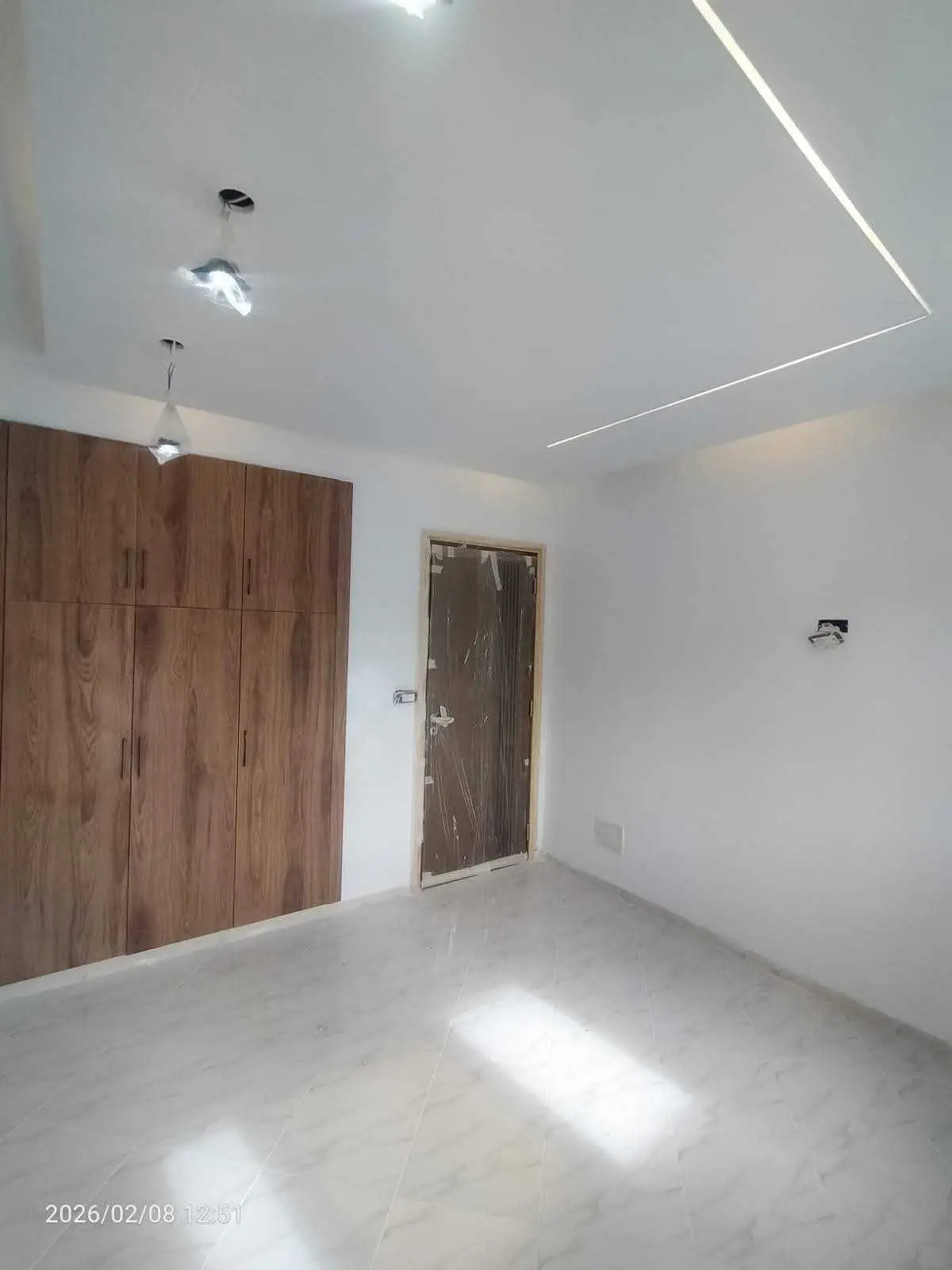 للبيع وسط مدينة الهوارية