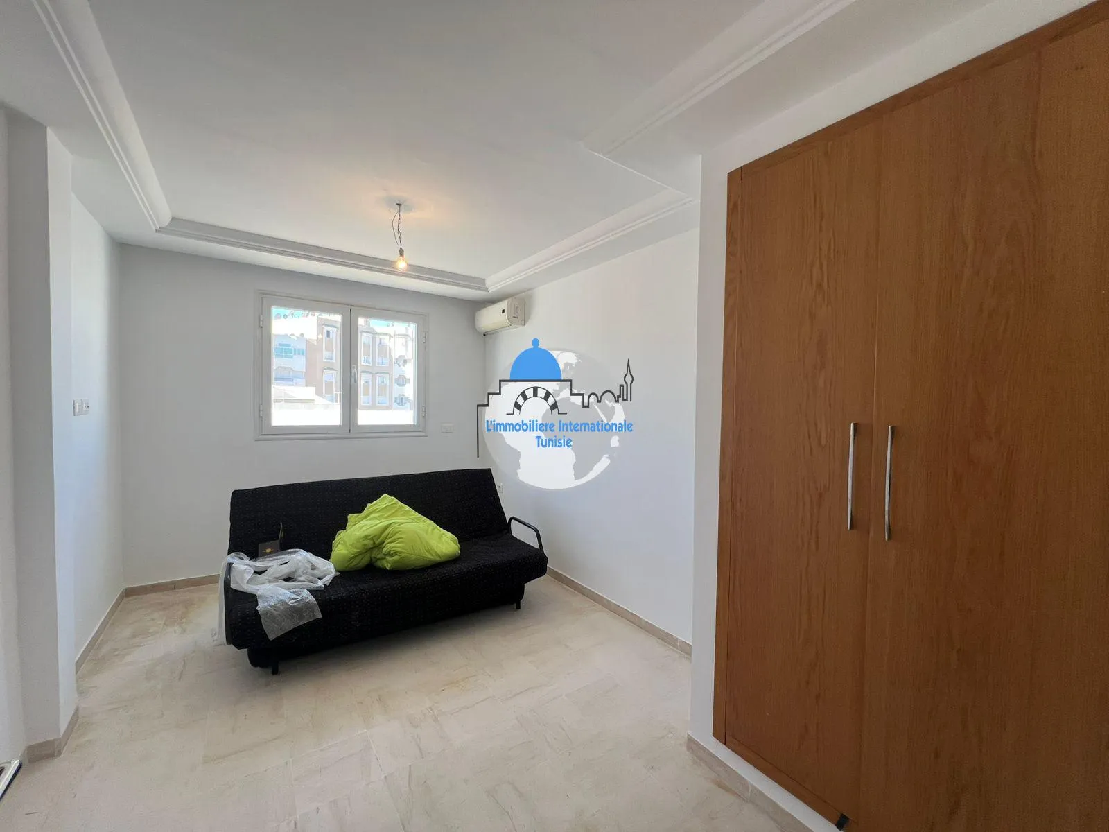 À vendre : Appartement S+2 avec parking -Khzema Est