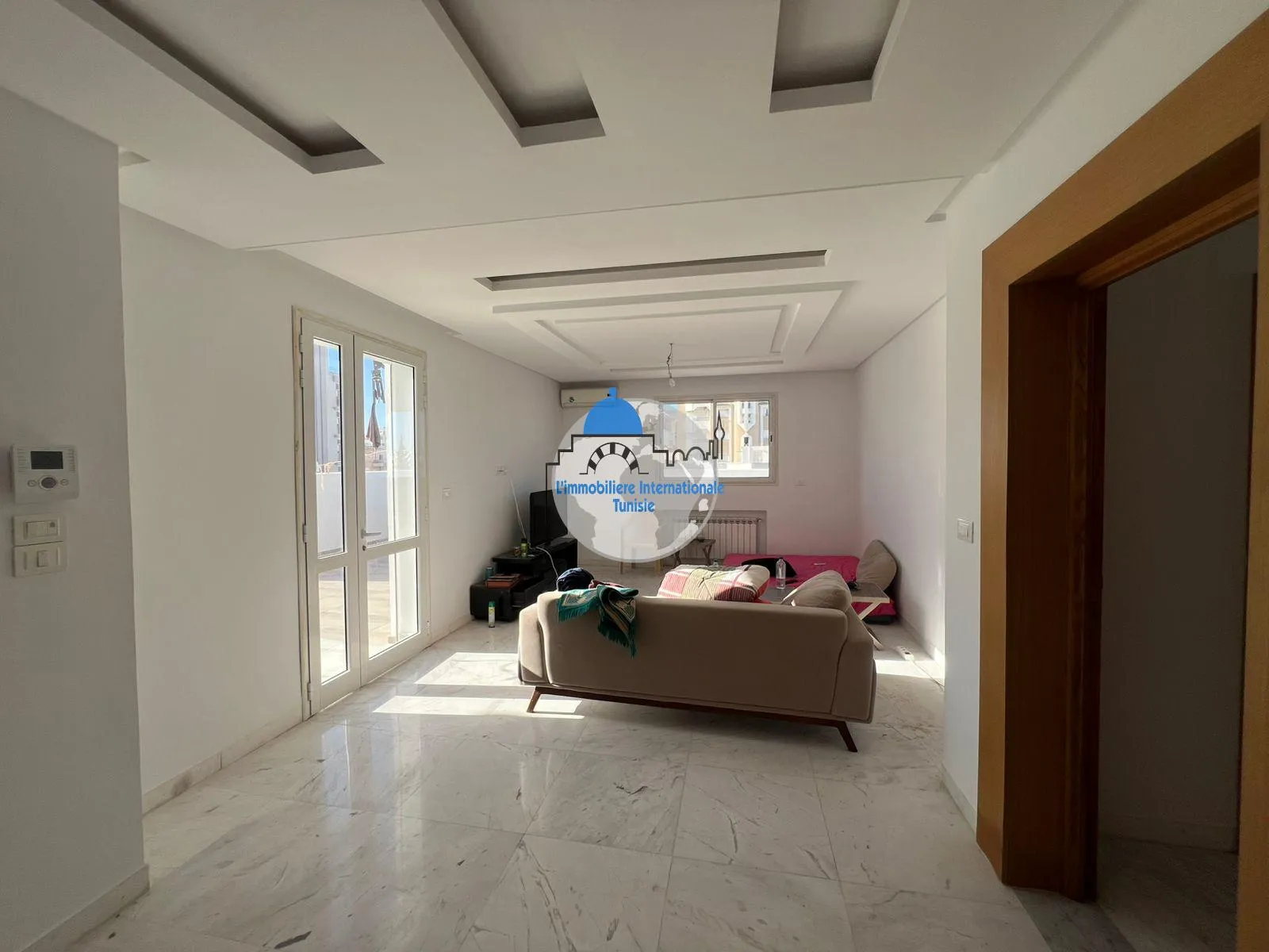 À vendre : Appartement S+2 avec parking -Khzema Est