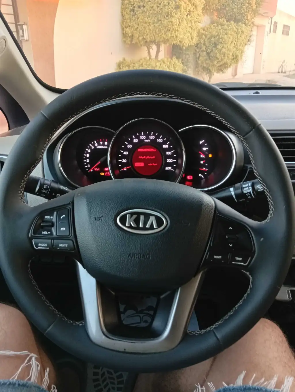 Kia Rio Premier Main ✋