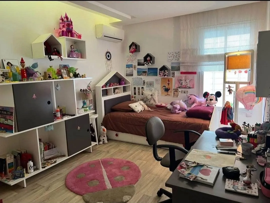 A vendre appartement s+2 a menzah 9c