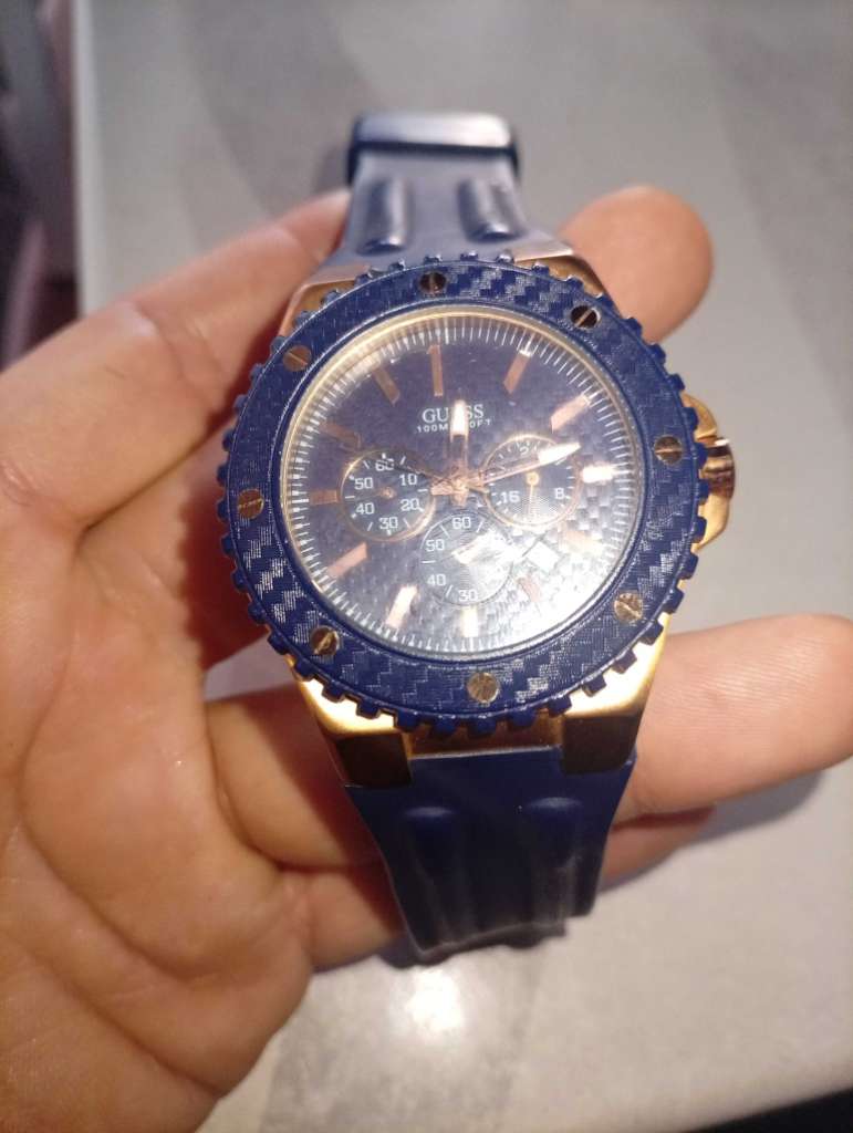Guess ORIGINAL MODEL 2023