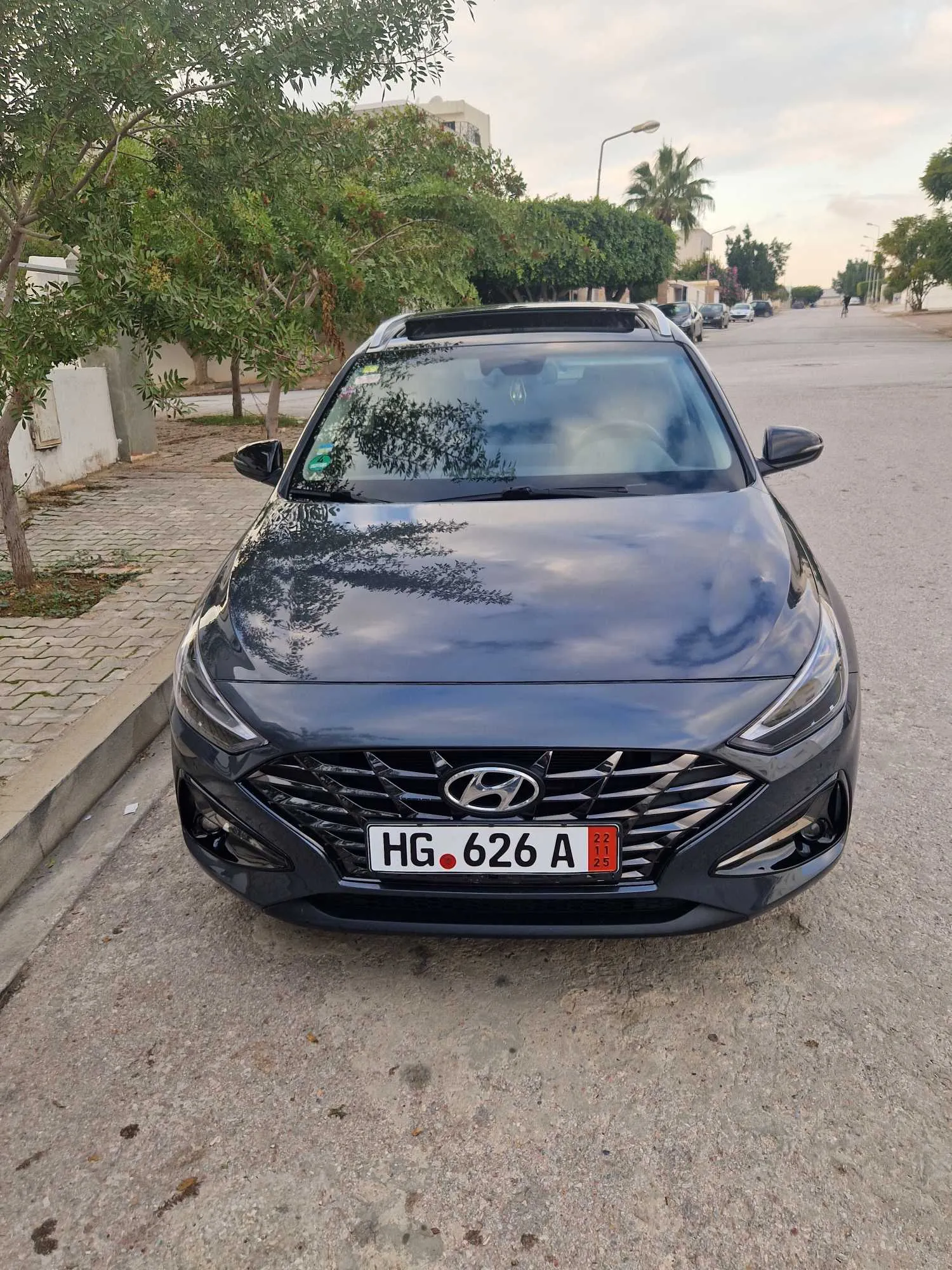 Hyundai I30 essence+ Toit panoramique