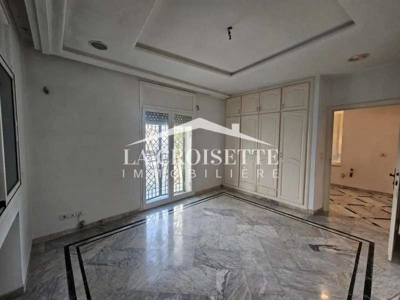 Villa s5 à La Soukra ZVL0063