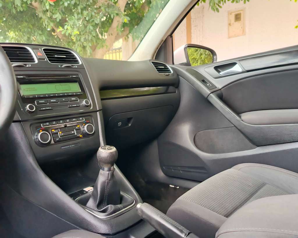 đ GOLF 6