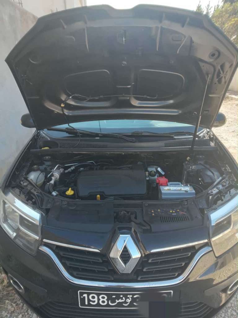 Très très jolie Renault symbole élégance 1ère main tél 58515969