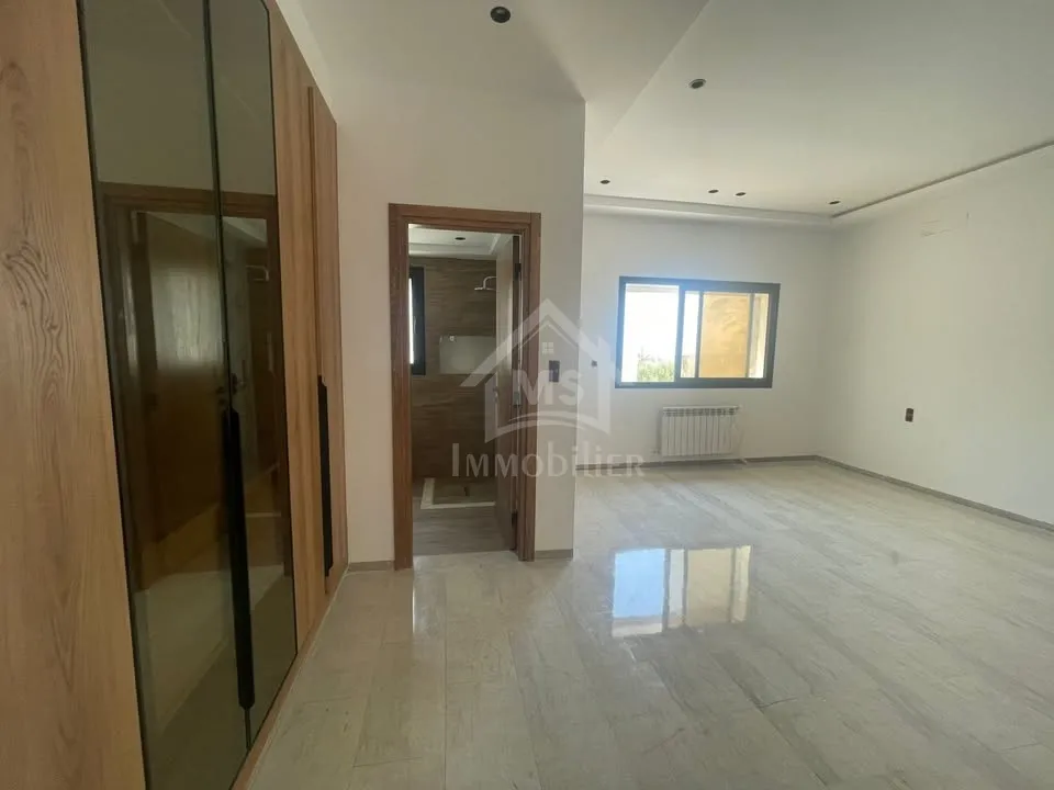 Villa toute neuve avec piscine et jardin à Hammamet Sud 51355351