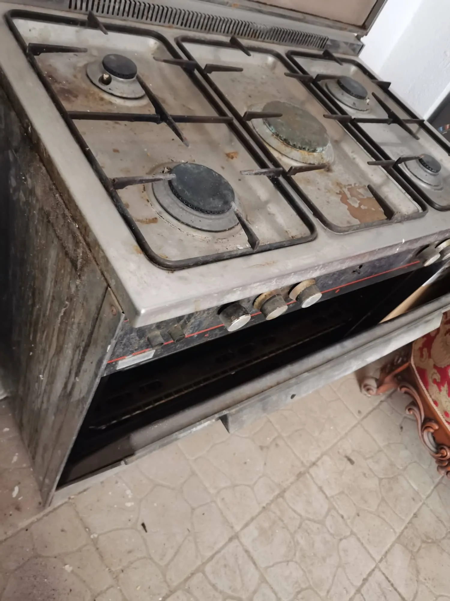 Cuisiniere gaz de ville 5 feux en ancienne inox