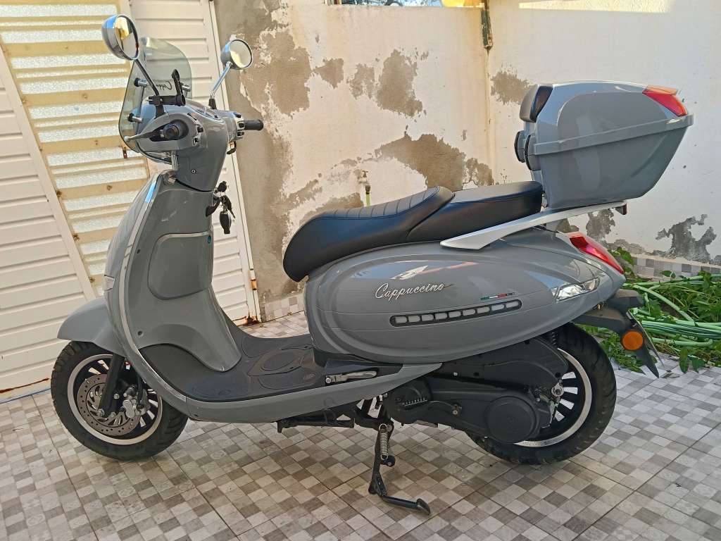 Scooter cappuccino a vendre