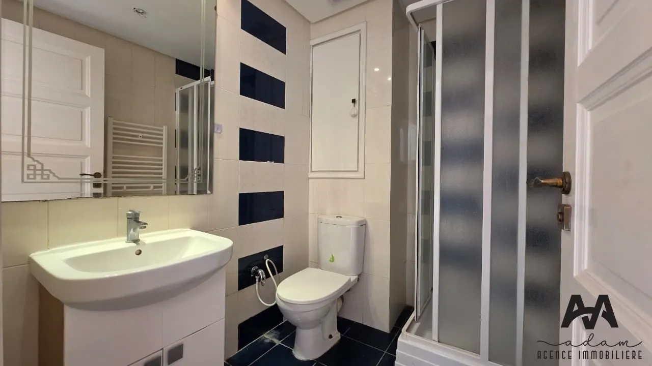 Appartement s+3 vide avec vue de mer à Mrezga, Nabeul