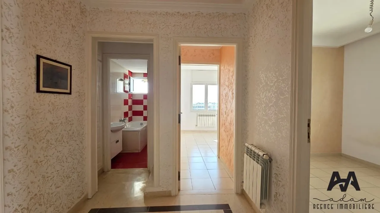 Appartement s+3 vide avec vue de mer à Mrezga, Nabeul