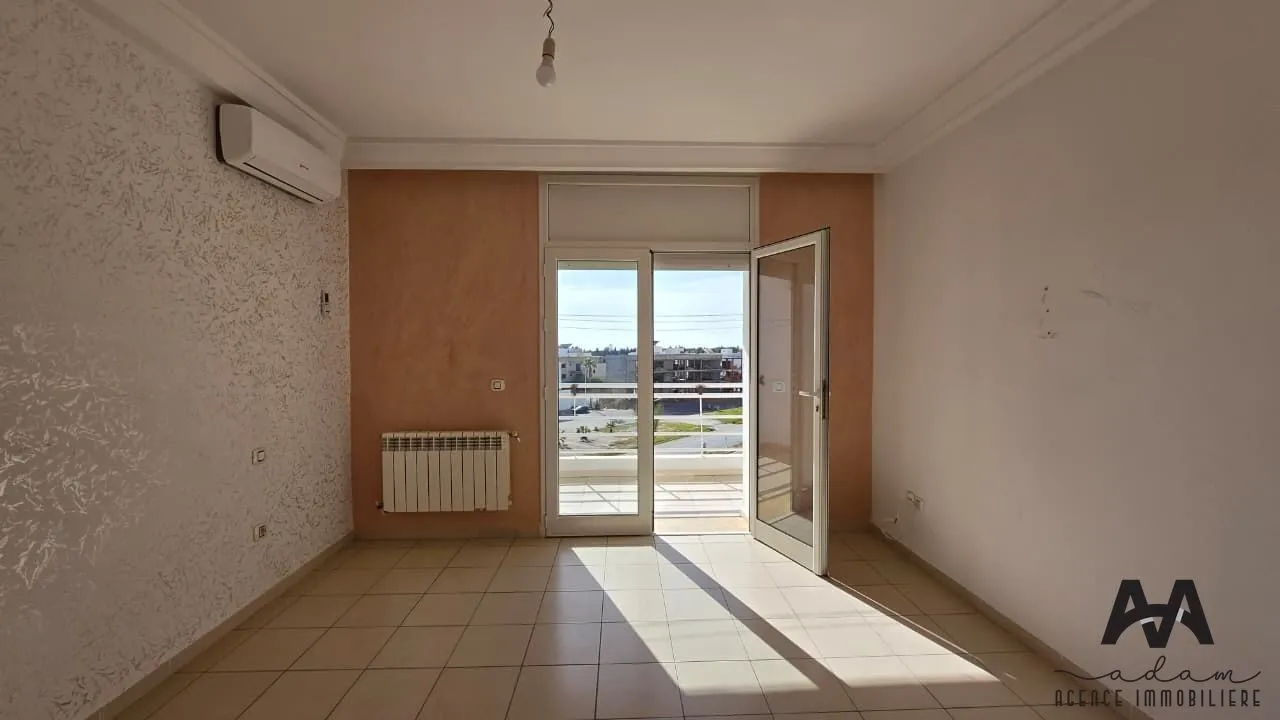 Appartement s+3 vide avec vue de mer à Mrezga, Nabeul