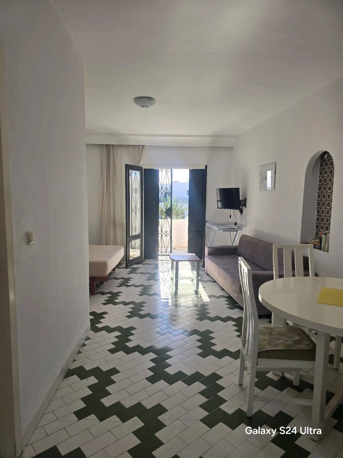  Studio vue fontaine et vue mer