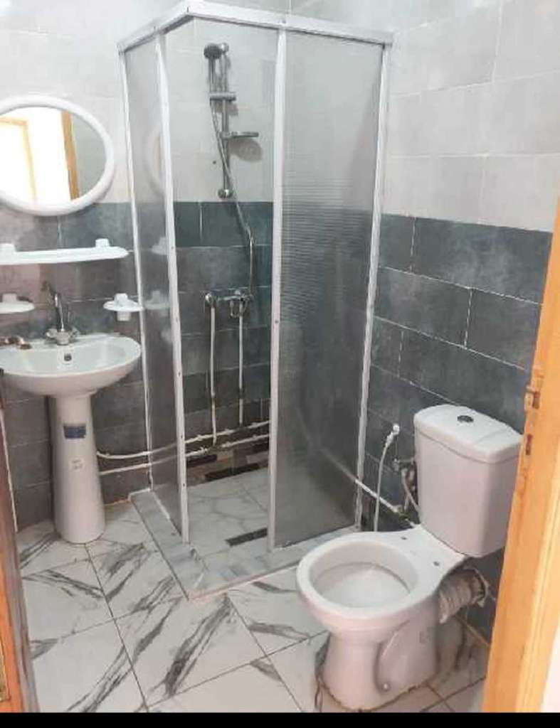 Apparemment à louer