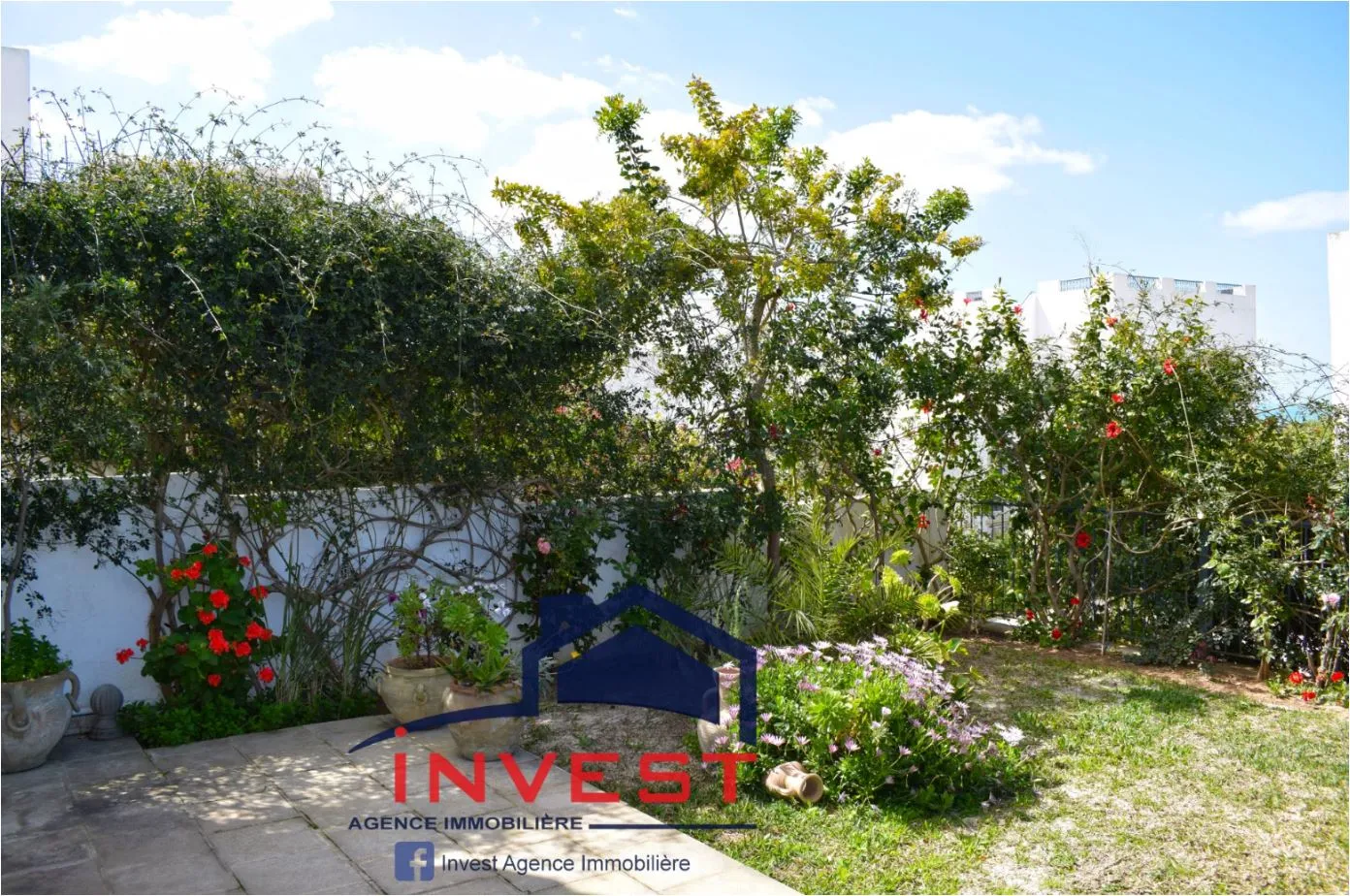 Duplex vue mer avec jardin à Gammarth