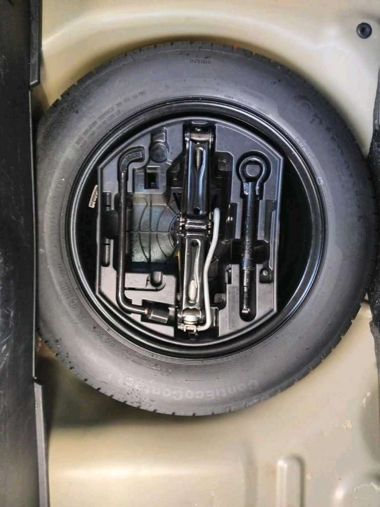 PEUGEOT 208 SÉRIE SPÉCIALE CITY TRÈS PROPRE 