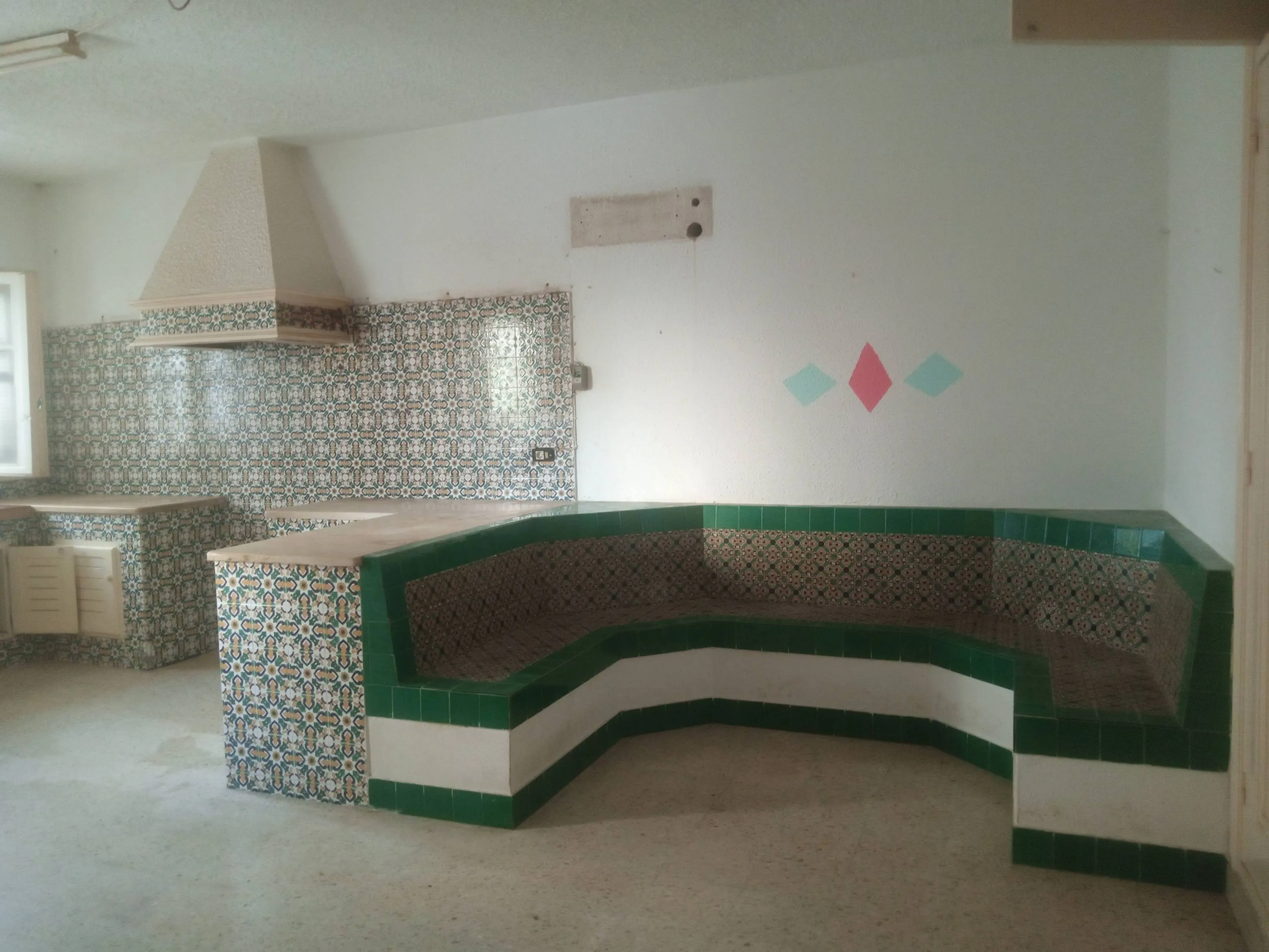 Une villa S+5 exceptionnelle à Korba plage