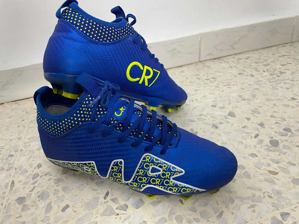 Crampon importé CR7