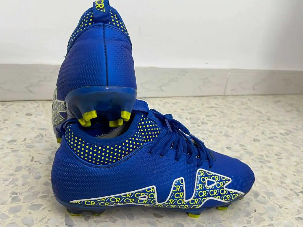 Crampon importé CR7