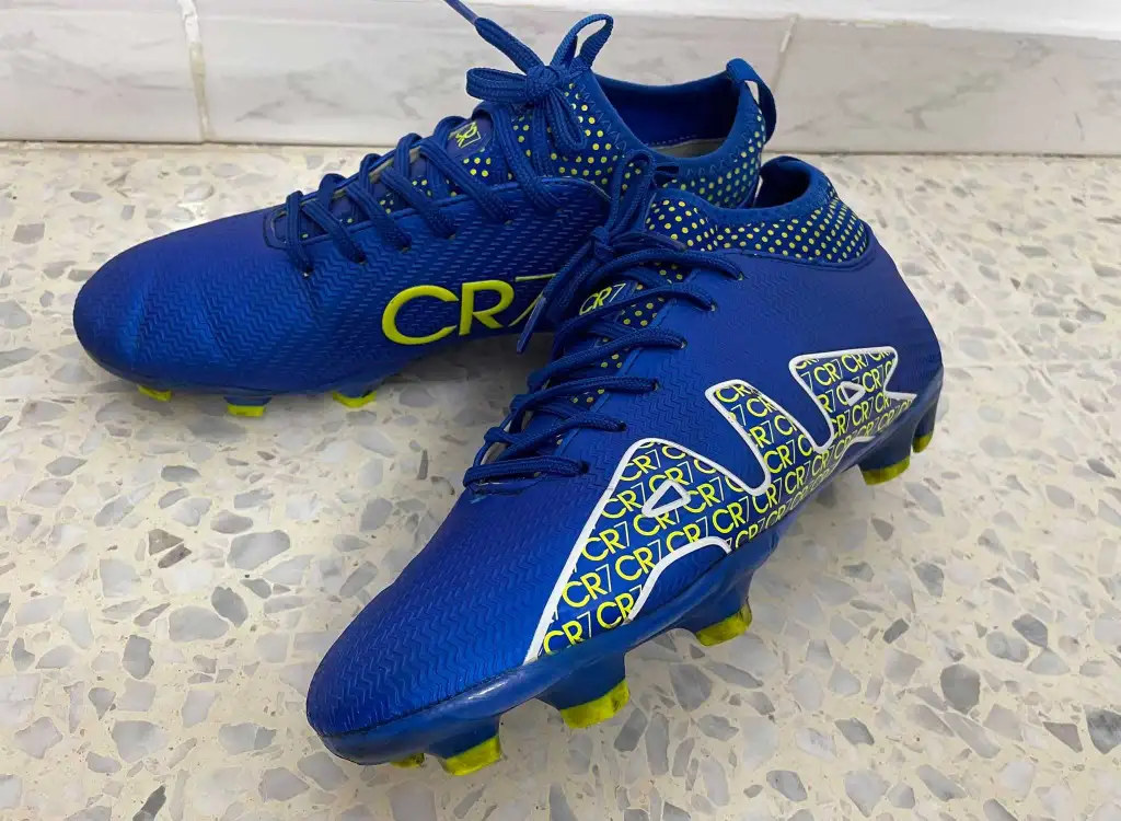 Crampon importé CR7