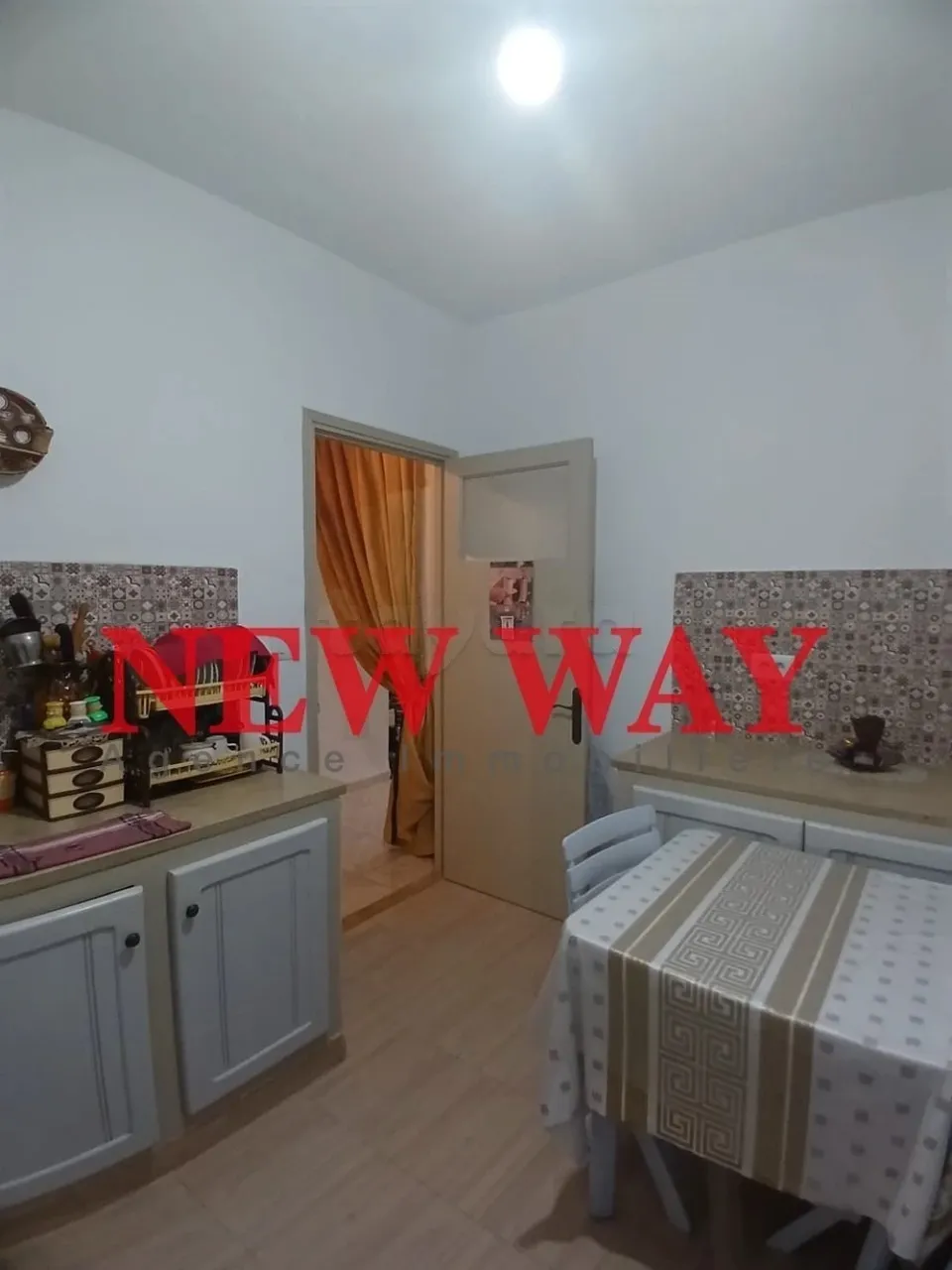 Maison à Cité Riadh , Proche de toutes Commodités
