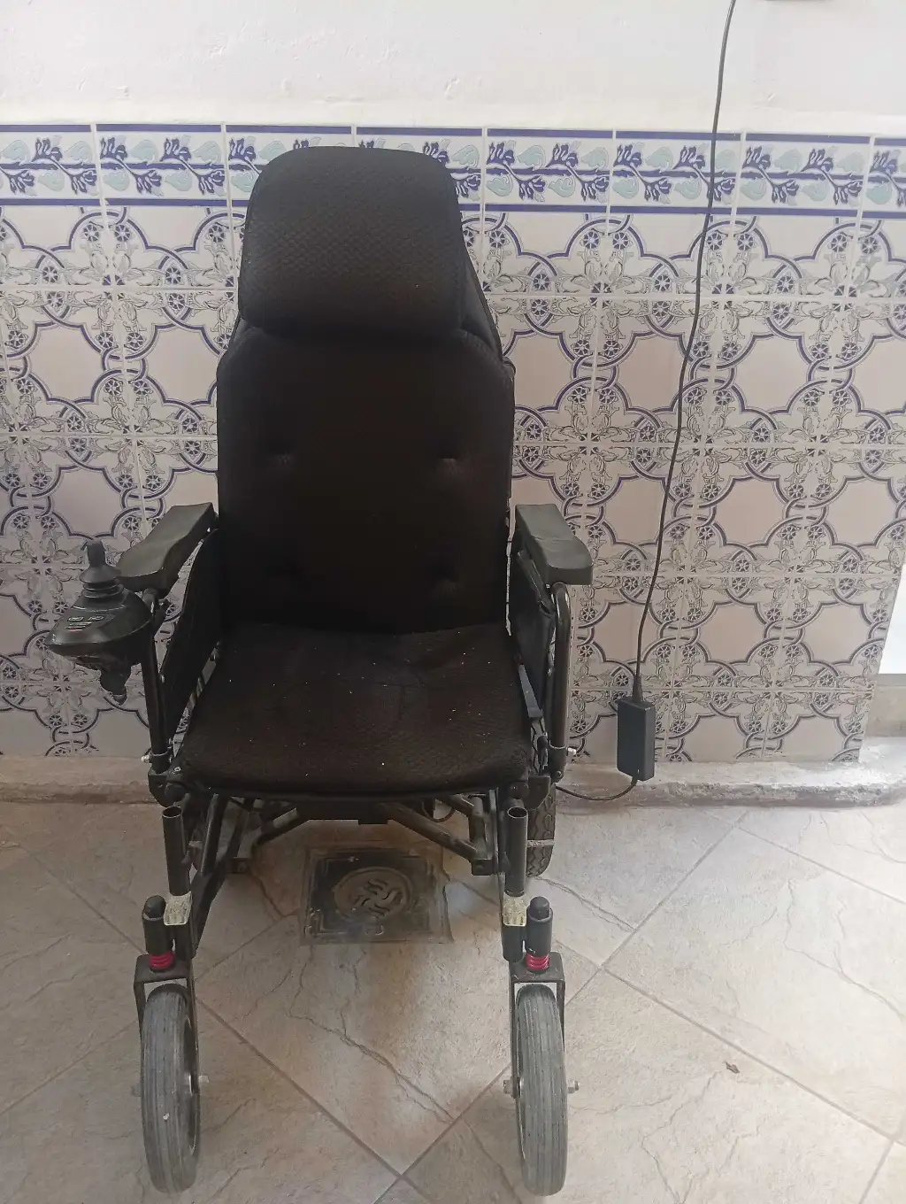 Chaise roulante électrique 
