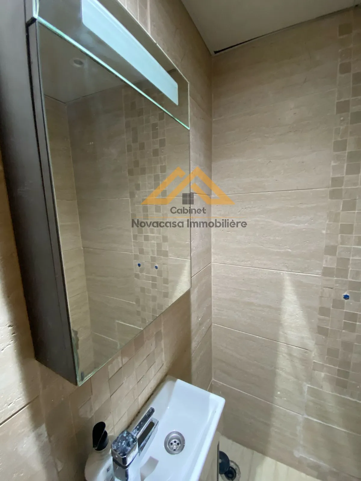 À VENDRE – Bureau A+1 – Centre-ville de Sousse