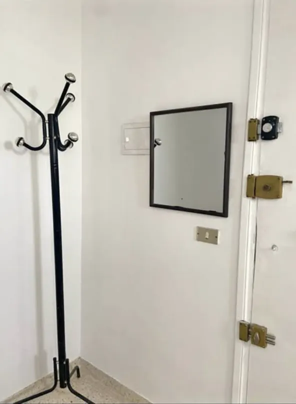 À Louer – Studio Meublé à El Manar 1**
