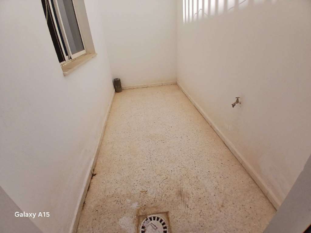 A louer appartement S+3 rez-de-chaussée situé à akouda à proximité de la route 
