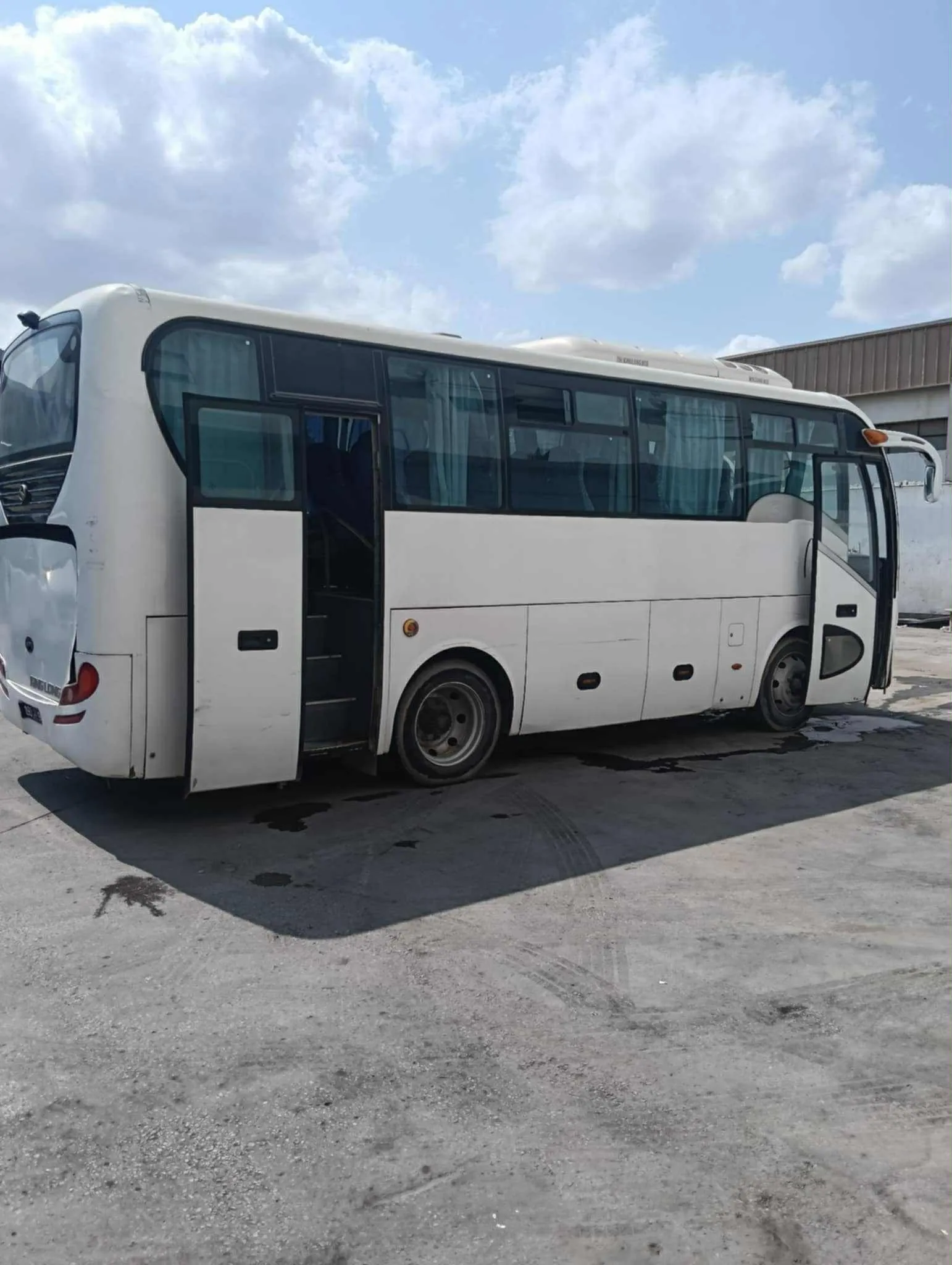 Mini Bus King Long 30 Places XMQ6800Y à Vendre