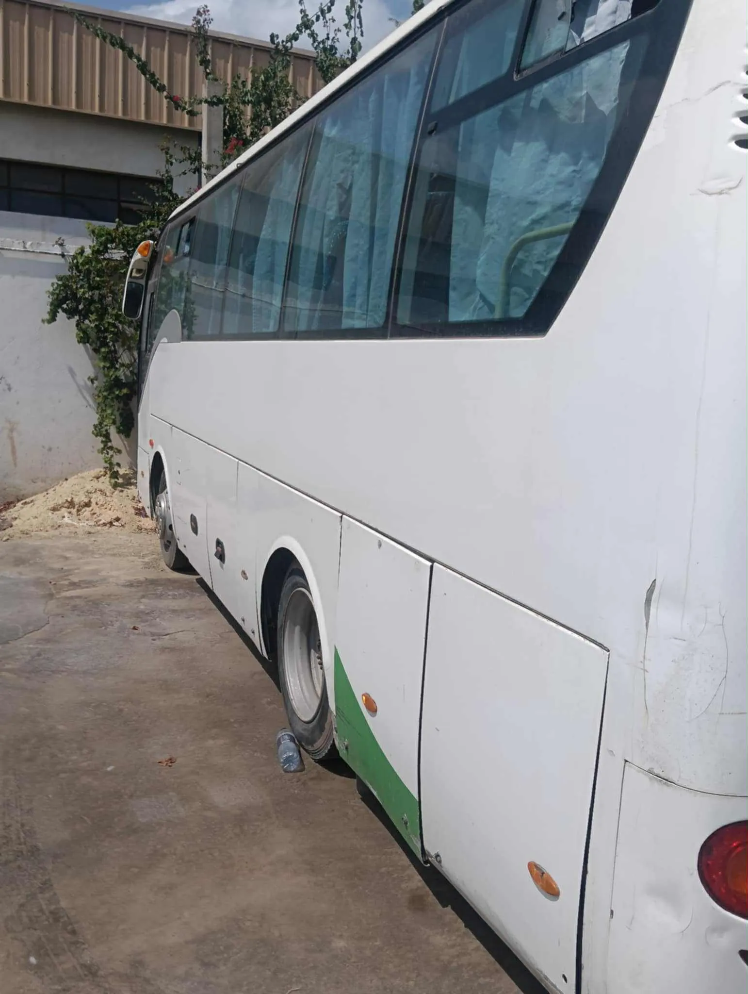 Mini Bus King Long 30 Places XMQ6800Y à Vendre