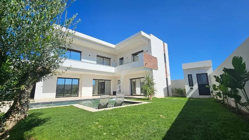 Villa LE JASMIN ETOILE (Réf: V2757)