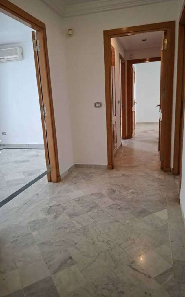 Location S2 vide à Centre Urbain Nord 