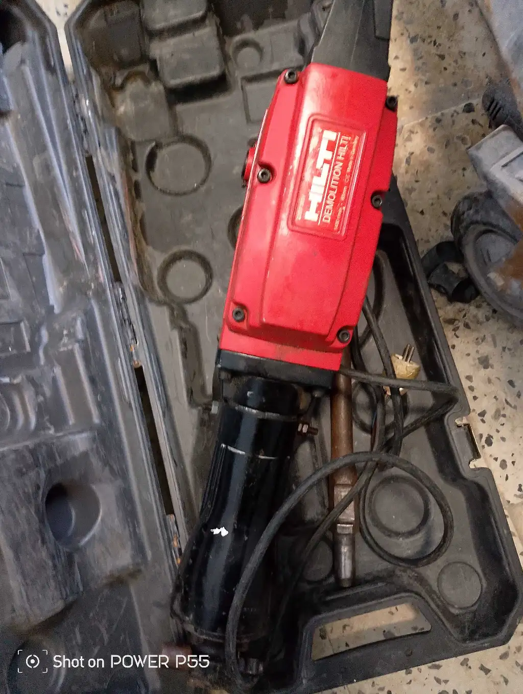 Marteau piqueur Hilti