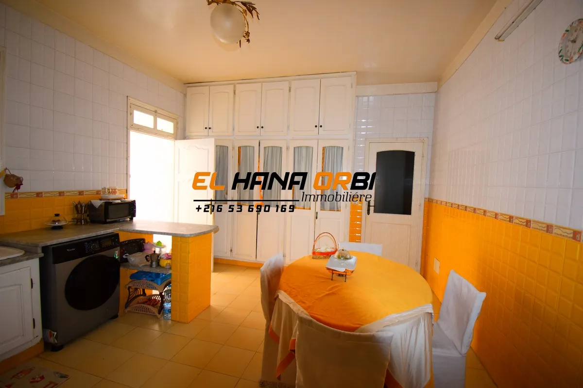 Appartement S+2 à vendre en plein centre-ville de Monastir