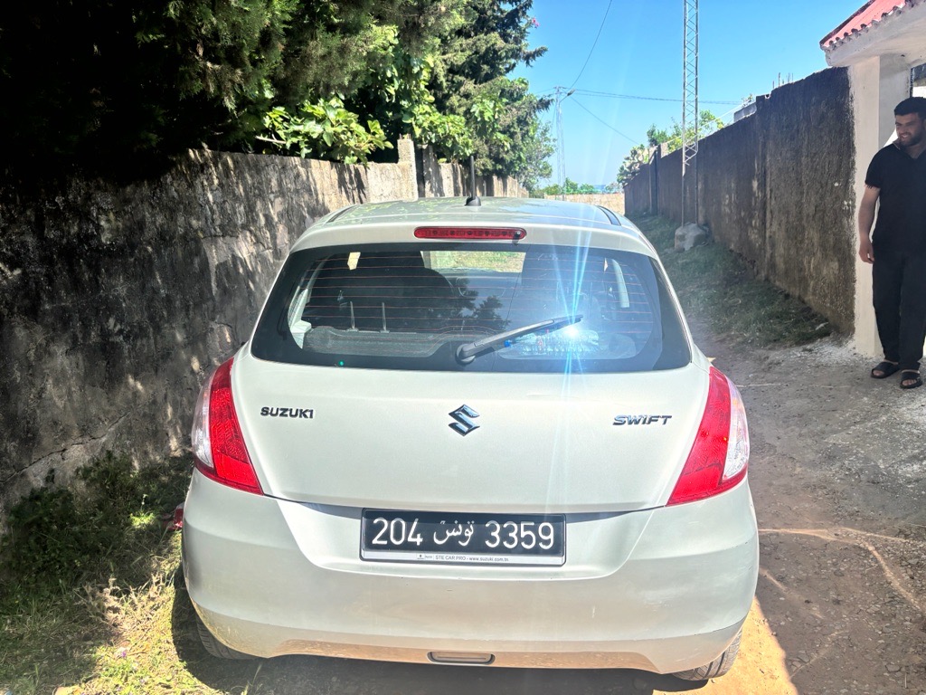 Avendre voitur suzuki état neuf