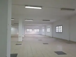 Open space de 800 m² à Mégrine