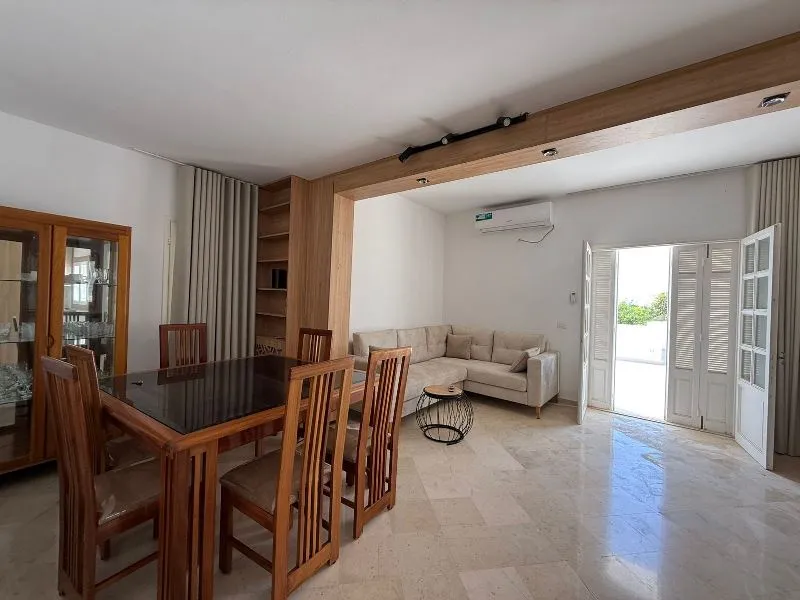Villa LIORA (Réf: V2952)