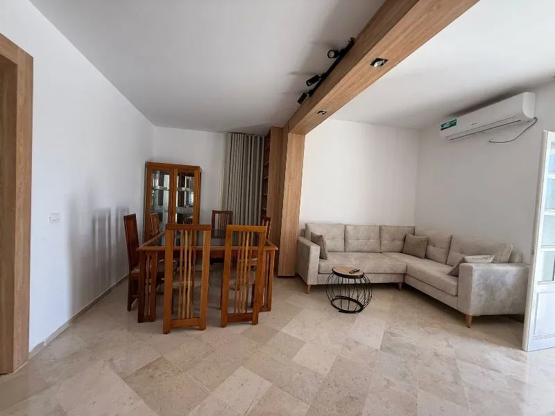 Villa LIORA (Réf: V2952)